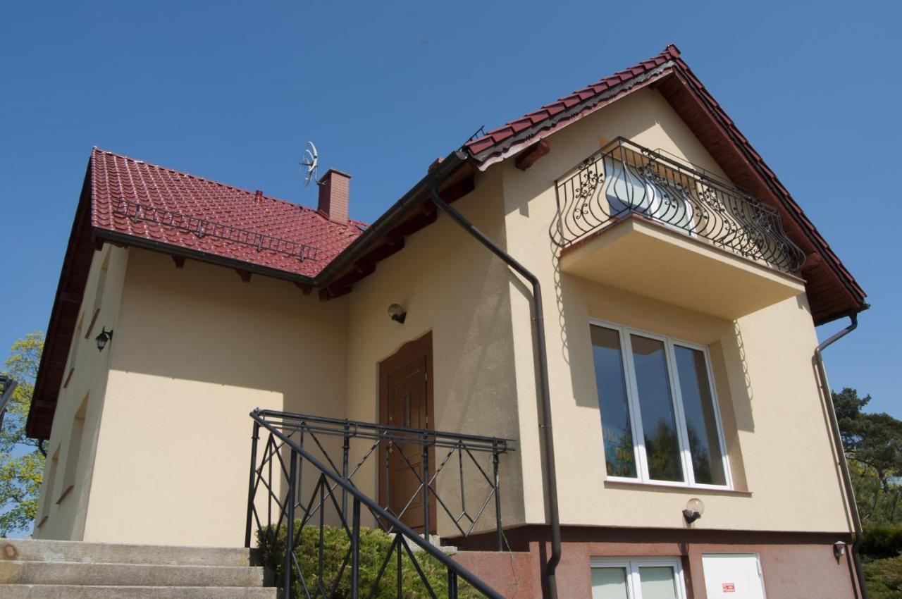 Jantar Pokoje I Domki U Reni Exterior foto